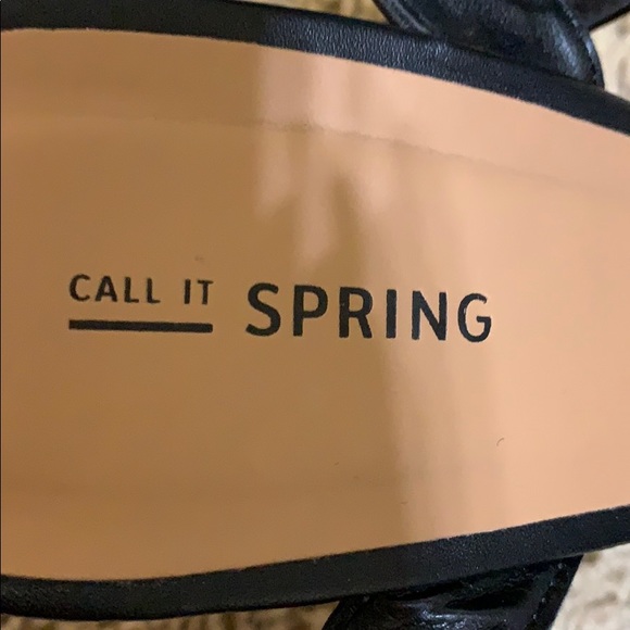 Shoes - Picture 3 of 5